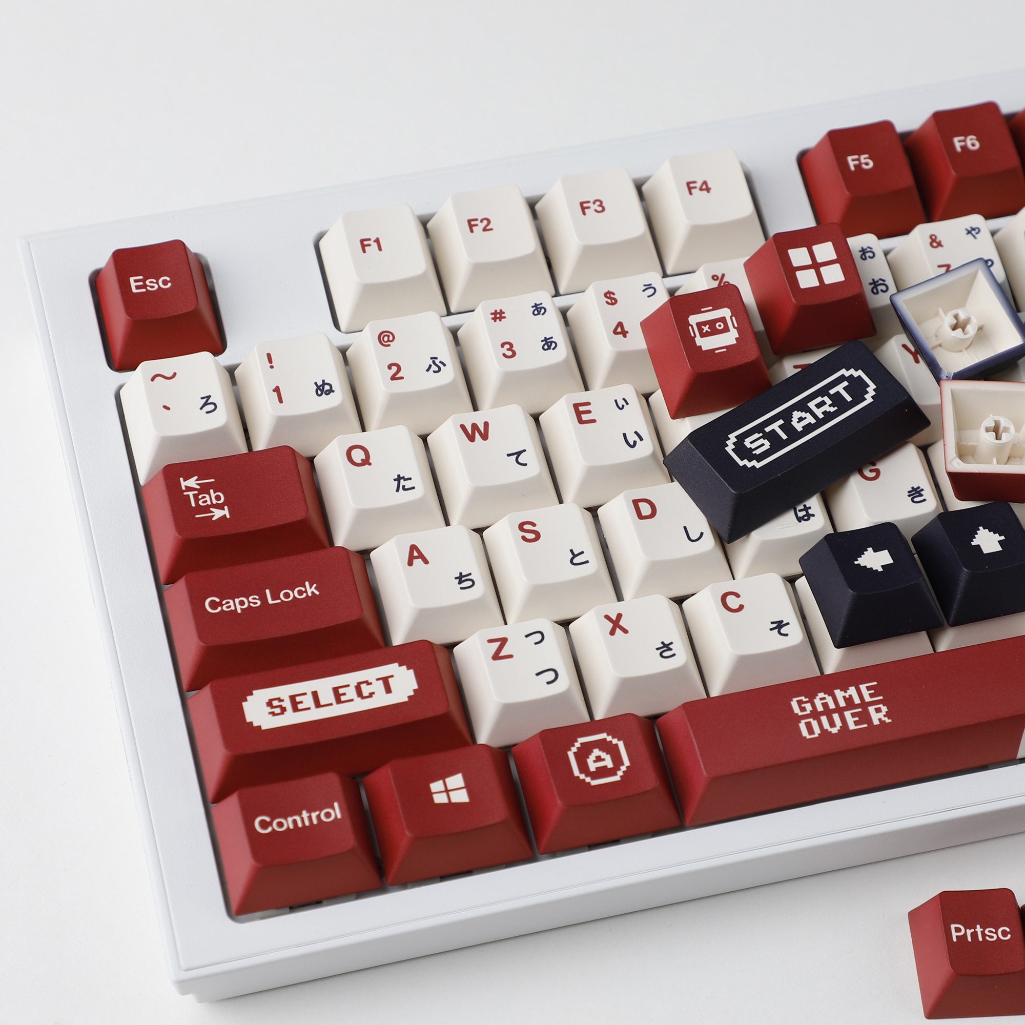 Gameboy Retro Red Beige Dye Su - Gaming Keyboard Tkl reseña y precio