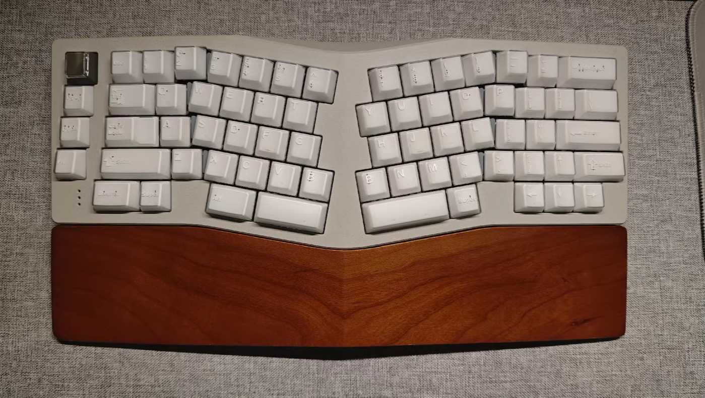 Neo Ergo Palm Rest CustomWoode - Gaming Keyboard Hand reseña y precio